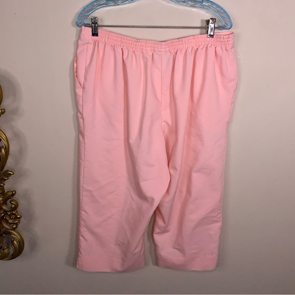 Size Petite 16 Alfred Dunner Pink Capri Pants Elastic Waistband Pastel Cotton - Picture 3 of 12